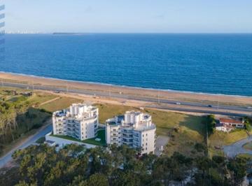 Departamento · 120m² · 4 Ambientes · 1 Cochera · Punta del Este, Frente Al Mar Deptos 3 Dorm en Suite 6 Pers
