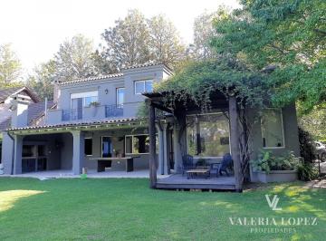 Casa · 360m² · 5 Ambientes · 3 Cocheras · Valeria Lopez Propiedad - Casas en Venta Los Laureles