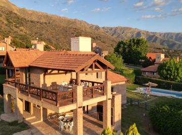 Casa de 5 ambientes, Villa Merlo · Chalet 275 - Alquiler Vacacional en Country Chumamaya