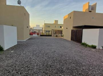 PH de 4 ambientes, Córdoba · Docta - Dúplex en Alquiler en Complejo de 4 Casas!