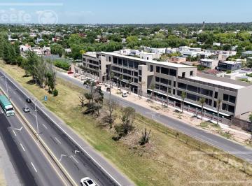 Local comercial · 53m² · 1 Ambiente · Local Comercial - Venta en Pozo - Capitalización y Renta - Paseo de Compras - Hudson - Berazategui