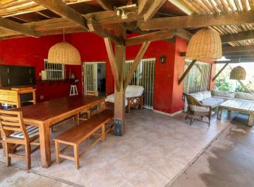 Casa · 115m² · 4 Ambientes · Casa en Venta 4 Am con Pileta en Benavidez