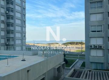 Foto1 · Apartamento en Edifciio Torres del Plata, Playa Brava, 1 Dormitorio