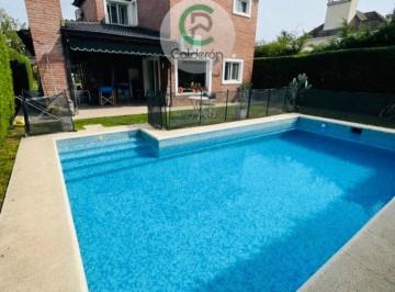 Casa · 170m² · 4 Ambientes · 5 Cocheras · Casa en Alquiler Anual Country Club Banco Provincia