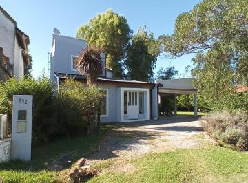 Casa de 6 ambientes, Chascomús · Casa en El Golf Chascomus Country Club
