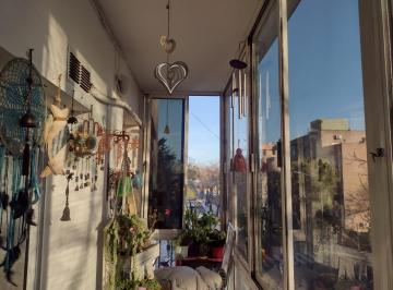 Departamento de 4 ambientes, Flores · Excelente Depto. 4 Amb. Flores Sur Rivera Indarte Al 1500.