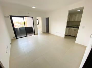 Departamento de 2 ambientes, Lanús · Departamento 2 Ambientes con Balcón y Cochera Opcional en Lanús Centro