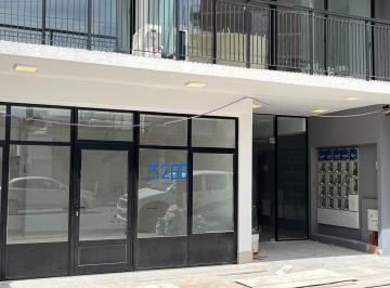 Local comercial · 42m² · Hermoso Local a Estrenar Sobre Congreso y Balbin Z/comercial