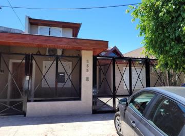 Casa de 7 ambientes, Lomas de Zamora · Chalet Varios Ambientes, Fondo y Pileta