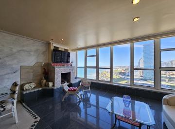 Departamento · 140m² · 4 Ambientes · Piso en Playa Chica, con Plena Vista Al Mar.