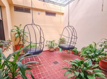 Casa · 182m² · 6 Ambientes · 2 Cocheras · Venta Casa 3 Dorm con Patio Parque Liceo 1a Sec