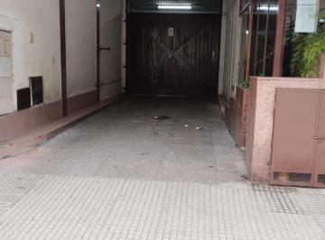 Garage , San Cristobal · Alquiler Cochera Fija.