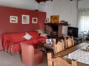 Casa de 3 ambientes, Malvinas Argentinas · Venta, Casa, 3 Ambientes, Pileta, Cochera, Tortuguitas.
