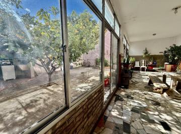 Casa · 150m² · 5 Ambientes · 1 Cochera · Venta - Casa - PH, Ramos Mejia - Patio - Quincho - Garage - Amplia Terraza - 5 Ambientes - Ph - Lote Propio
