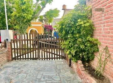 Casa · 50m² · 3 Ambientes · 1 Cochera · PH 3 Ambientes - Venta - San Clemente del Tuyú