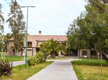Terreno · 760m² · En Venta! Terreno en Barrio Privado Bosque Alto