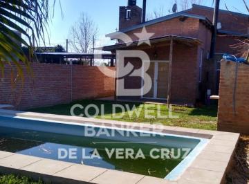 Casa · 135m² · 4 Ambientes · 2 Cocheras · Casa - Sauce Viejo