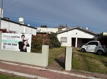 Casa · 443m² · 6 Ambientes · 2 Cocheras · Casa en Don Bosco