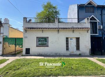 Casa · 130m² · 3 Ambientes · 1 Cochera · Venta Casa 3 Ambientes con Patio y Terraza - Moreno Sur