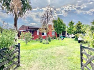Quinta vacacional · 85m² · 4 Ambientes · Casa Quinta en Barrio Peluffo, Ruta 3 Km 55