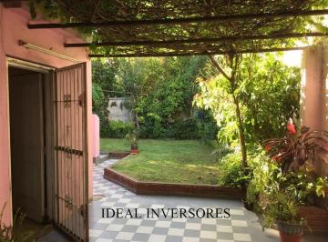 Casa · 135m² · 3 Ambientes · 2 Cocheras · Casa 3 Amb Cochera + Monoambiente Alquilados Ideal Inversor