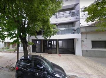 Garage · 12m² · Cochera Cubierta con Baulera en Venta La Plata 18/ 41 y 42