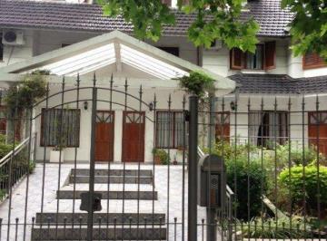 Casa de 4 ambientes, Almirante Brown · Excelente Triplex en Adrogue.