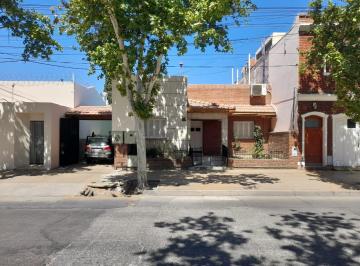 Casa de 5 ambientes, San Juan · Casa en Venta, Ciudad de San Juan