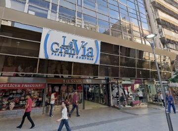 Local comercial · 44m² · Excelente Local Gal. La Gran Via