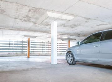 1 piso · Cochera Alquiler - Quilmes