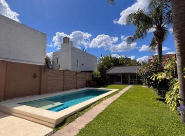 Casa de 4 ambientes, Ituzaingó · Casa Sobre Lote 8.66 X 46 Zona Rma
