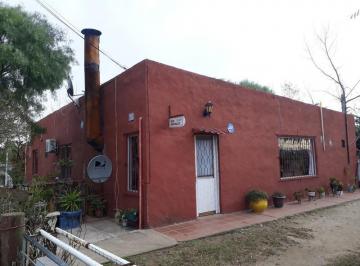 Casa · 85m² · 4 Ambientes · Casa - Colonia del Sacramento