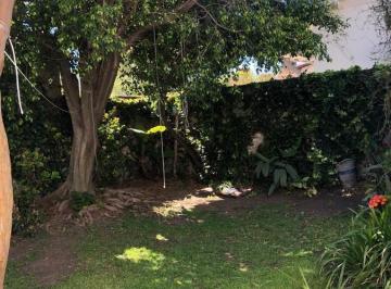 PH · 86m² · 4 Ambientes · Exelente PH con Jardin