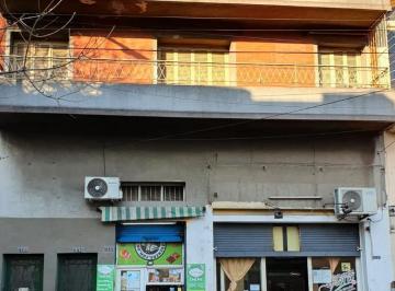 Edificio · 272m² · 16 Ambientes · Edificio Comercial en Venta en Flores - Hotel de 2 Plantas