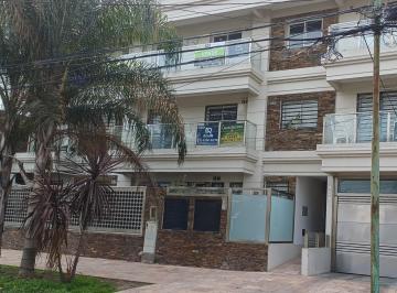 Departamento de 2 ambientes, Lomas de Zamora · Venta de Depto en Lomas, 2 Amb, 2° Piso con Terr/propia y Coch Cub.