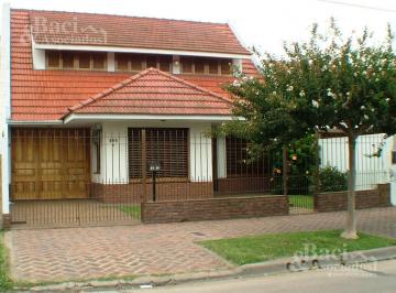 Casa · 410m² · 7 Ambientes · Casa - Monte Grande