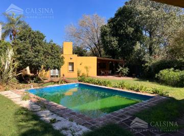 Casa · 150m² · 3 Ambientes · 2 Cocheras · Casa en Venta en Villa Allende Golf