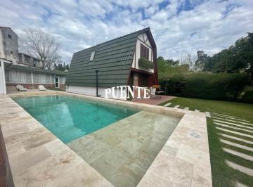 Casa · 155m² · 4 Ambientes · 2 Cocheras · Casa en Luis Guillon