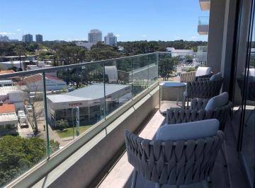 Departamento · 60m² · 3 Ambientes · 1 Cochera · Alquiler Temporal de 2 Dorm. en Punta del Este