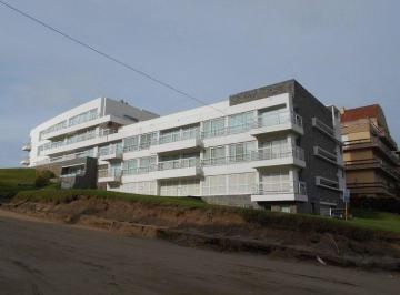 FLM-FLM-63_2 · En Venta: Depto. 3 Ambientes en Planta Baja, Dos Baños Compl