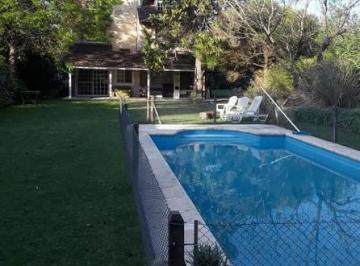 Casa · 270m² · 8 Ambientes · 2 Cocheras · Casa en Alquiler Temporario - Bella Vista - Temporada Alta y Baja 2024!