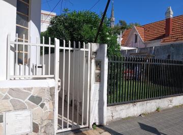 PH de 3 ambientes, Tres de Febrero · Venta - PH 3 Amb con Patio - Carbone 3736 - Santos Lugares