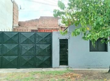Bodega-Galpón · 270m² · Galpon en Excelente Ubicacion!