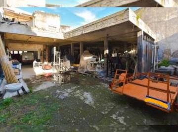 Bodega-Galpón · 100m² · Galpon en Venta 70 E/ 17 y 18