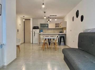 Departamento · 50m² · 2 Ambientes · 1 Cochera · Alquiler Temporal Departamento un Dormitorio en Paseo Quattro