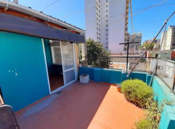 Departamento · 48m² · 2 Ambientes · Departamento de Pasillo con Terraza Exclusiva en Venta