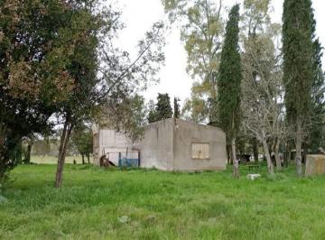 Campo · 25000m² · 4 Ambientes · 1 Cochera · Campo en Ezeiza