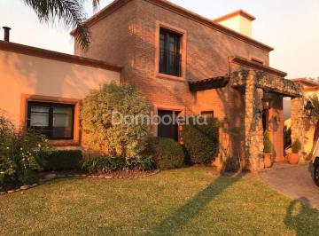 Casa · 230m² · 5 Ambientes · 2 Cocheras · Casa en Venta en Santa Ana, Moreno, G. B. a. Zona Oeste