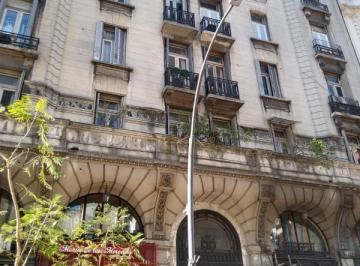 Oficina comercial · 90m² · 5 Ambientes · Departamento en Venta en Barrio Norte