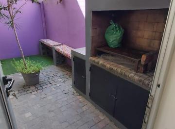 PH de 3 ambientes, Vicente López · Hermoso PH 3 Amb con 2 Patios y Terraza